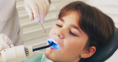 واحد من كل خمسة حول العالم يخافون زيارة عيادة الأسنان لهذه الأسباب