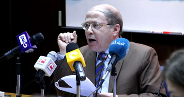 عبد الحليم قنديل: "السيسى" ذكر ليبيا قبل فلسطين لخطورة وضعها