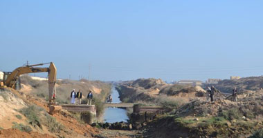 "رى الإسكندرية": لا يوجد انهيارات فى جسر ترعة مريوط.. وما يجرى صيانة دورية