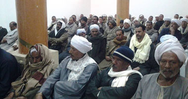 أهالى "قوص" يعقدون ندوة للتعريف بالدستور