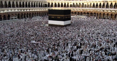 السعودية: فتح الطواف لغير المعتمرين بدءا من فجر اليوم السبت