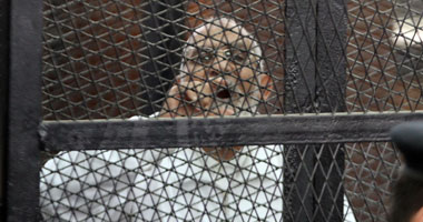تفاصيل نقل "بديع" إلى المنيا لإعادة محاكمته فى قضية "إخوان العدوة"