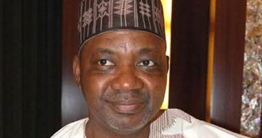 نائب رئيس نيجيريا يبحث مع وفد أمنى أمريكى وسائل للتصدى لسرقة البترول