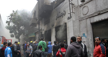 النيابة تنتدب الأدلة الجنائية فى حريق أحد المحال ببولاق أبو العلا