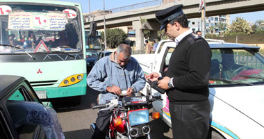 مدير المرور يتفقد الطرق السريعة ويشدد على تأمين الرحلات