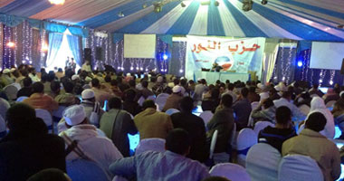 عضو لجنة الخمسين من حزب النور يجتمع بقيادات قنا لتفعيل حملة "نعم للدستور"