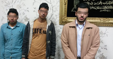 ضبط نسخة مزيفة للدستور ومطبوعات للإخوان بشركة إعلانات بالإسكندرية