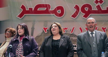 البحر درويش يدعو للموافقة على الدستور للخروج من المرحلة الحرجة