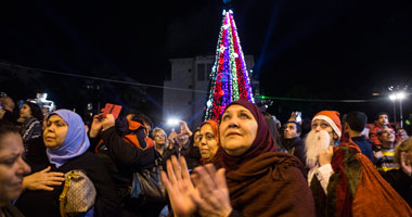 إضاءة شجرة عيد الميلاد فى يافا للمرة الأولى