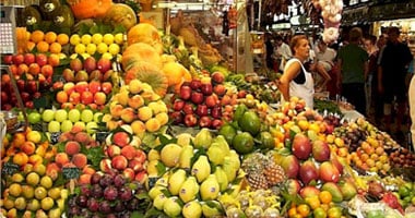 أسعار الفاكهة والخضراوات اليوم.. التفاح بـ10جنيهات والبطاطس بـ2.50جنيه