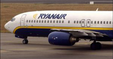 الاتحاد الاوروبى يدعو شركة ريان إير للطيران إلى احترام حقوق المسافرين