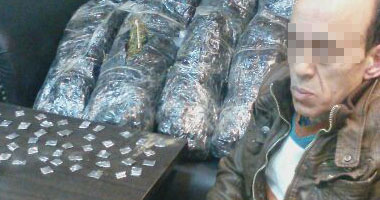 القبض على عاطل بحوزته 30 كيلو بانجو و10 جرام هيروين بدمياط