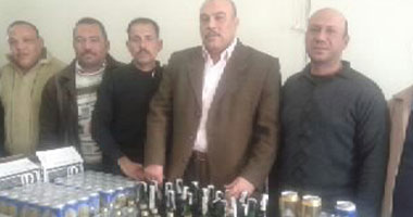 ضبط بقال حوّل محله لتجارة المواد الكحولية بدون ترخيص بسوهاج