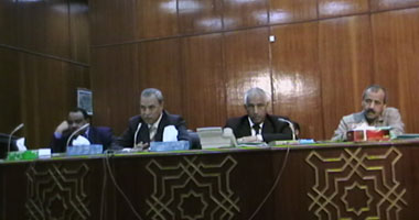 محافظ قنا يعقد لقاءً مفتوحاً لبحث شكاوى وطلبات المواطنين