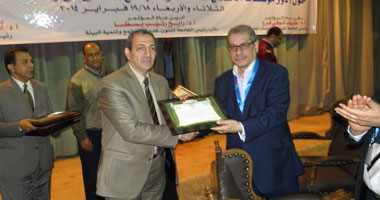 رئيس جامعة بنى سويف: الجامعات المصرية تعانى من قلة التمويل