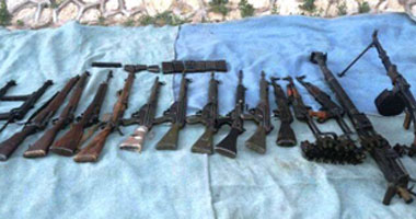 أهالى قرية الجعافرة بالقليوبية يسلمون 43 سلاحاً إلى أجهزة الأمن