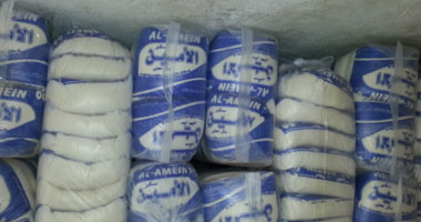 ضبط صاحب مول شهير بالدقهلية يبيع سكر تموينى مدعم للمواطنين 