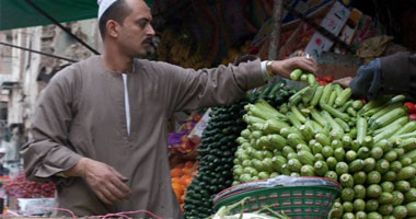 سوق العبور: انخفاض أسعار بعض الخضراوات وارتفاع سعر الطماطم