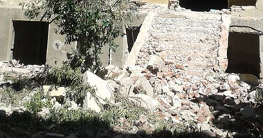بالصور.. هدم فيلا أثرية بمنطقة "جليم" فى الإسكندرية