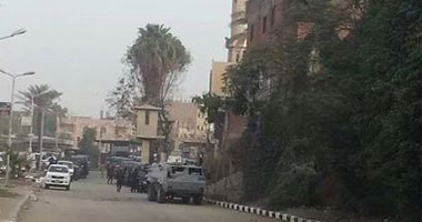 قوات العمليات الخاصة بالداخلية تداهم كرداسة لضبط خارجين عن القانون 