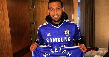 الشناوى يظهر بقميص محمد صلاح فى معسكر النمسا
