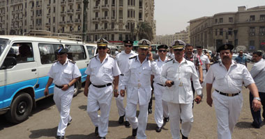 حملات أمنية مكثفة لإعادة الانضباط إلى الشارع.. ضبط عشرات البلطجية والمسجلين والأسلحة والذخيرة فى المحافظات.. وإطلاق نار على كمين بسوهاج ومقتل 3 ومهاجمة كنيسة ببورسعيد وإصابة 4