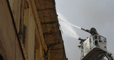 11سيارة إطفاء تسيطر على حريق مصنع الفلاتر بالإسماعيلية