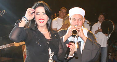 بالفيديو.. أولى حفلات سمية الخشاب بالإسكندرية