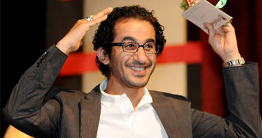 أحمد حلمى: أحب شخصية "عبد الغفور البرعى" للأستاذ نور الشريف