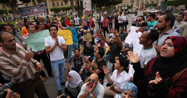 طلاب "إعلام مفتوح" القاهرة يهددون بقطع طريق بين السرايات