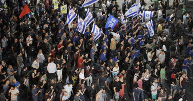 مستوطنون يتظاهرون أمام مقر الحكومة الإسرائيلية للمطالبة بحمايتهم