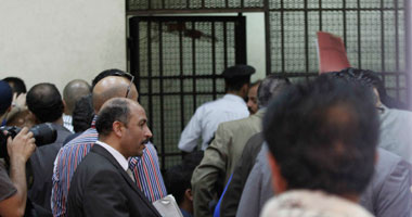 بالصور .. رفع جلسة محاكمة قذاف الدم بالمتهم بالشروع فى قتل ضابطى شرطة