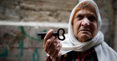 الفلسطينيون يحيون ذكرى النكبة الـ65 تحت شعار "العودة.. حق وإرادة شعب".. 4 ملايين لاجئ يحلمون بوطن.. والأحفاد لا يعلمون من المأساة سوى تاريخها 