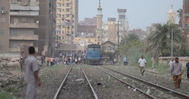 استمرار قطع السكة الحديد بالمحلة واشتباكات بين الركاب وعمال المحطة