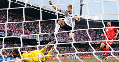 الصحافة الألمانية تذكر الإنجليز بالهدف الشهير فى نهائى 1966