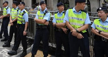 اعتقال 3 أشخاص فى هونج كونج بعد العثور على مخبأ للأسلحة والمتفجرات