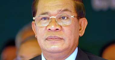 رئيس وزراء كمبوديا يؤكد أهمية الحفاظ على استقلال وسيادة بلاده