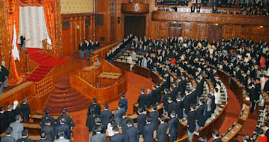 البرلمان اليابانى يرفض مشروع قرار من المعارضة بسحب الثقة من مجلس الوزراء