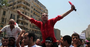 توافد المتظاهرين على "التحرير" للمشاركة فى فعاليات الميدان