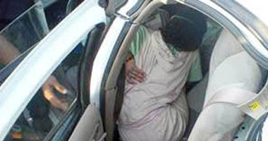 إصابة سائق فى انقلاب سيارة على الطريق الدولى الساحلى بكفر الشيخ