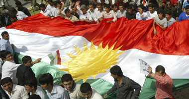الأكراد يتظاهرون فى باريس احتجاجاً على زيارة وزير الخارجية التركى