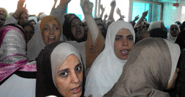 اعتصام 80 طالبة من خريجى التمريض ببنها الجامعى بسبب إلغاء التكليف