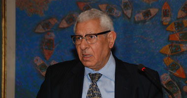 مكرم محمد أحمد يطالب مجلس "الصحفيين" بإجراء انتخابات مبكرة "احتراما للمهنة"