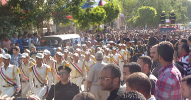 جنازة عسكرية مهيبة لشهيد الشرطة بالمنيا