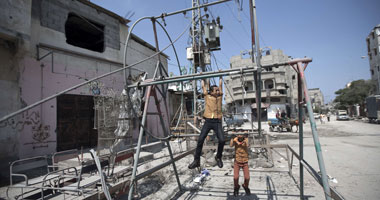 صحيفة لوموند الفرنسية: سكان غزة أسرى حرب