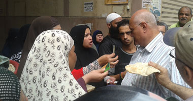 بالصور.."تموين الإسكندرية"يراقب مخابز ومستودعات بثالث أيام العيد