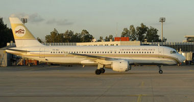 تونس تعلق كافة رحلات شركات الطيران التونسية نحو مطار طرابلس