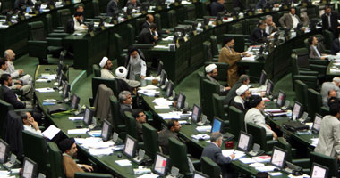 مجلس الشورى الإيرانى تبنى قانونا حول الملف النووى