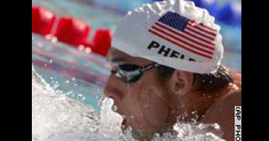 السباح الأمريكى مايكل فيليبس يفوز بأول ميدالية ذهبية
