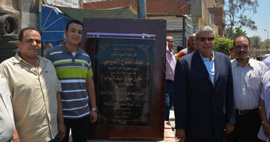 محافظ الإسكندرية يفتتح مشروع رصف طريق عزبة فرعون